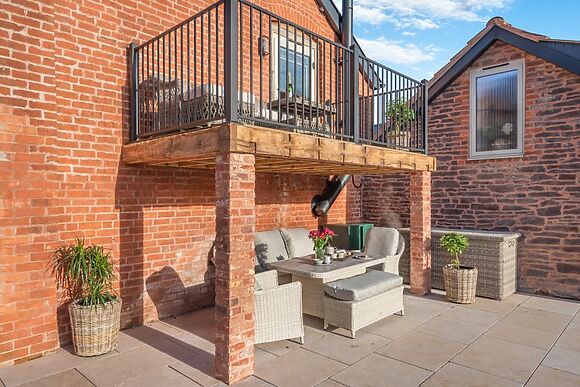 Rowlesford Farm Barns The Granary