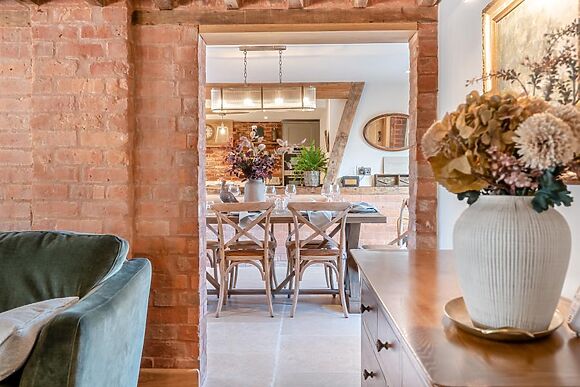 Rowlesford Farm Barns The Granary