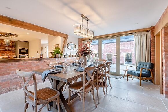 Rowlesford Farm Barns The Granary