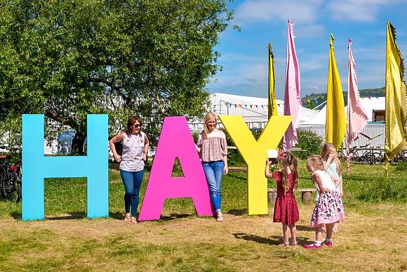 Rowlesford Farm Barns The Parlour