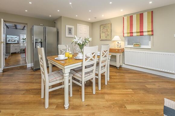 Castle Street Cottage