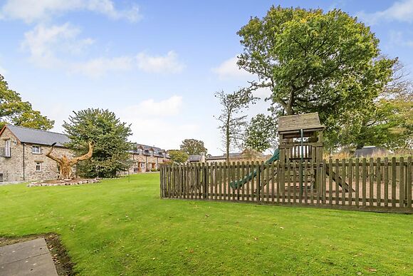 Hirwaun Cottage Cenarth