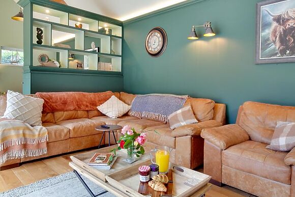 Westwood Coach House