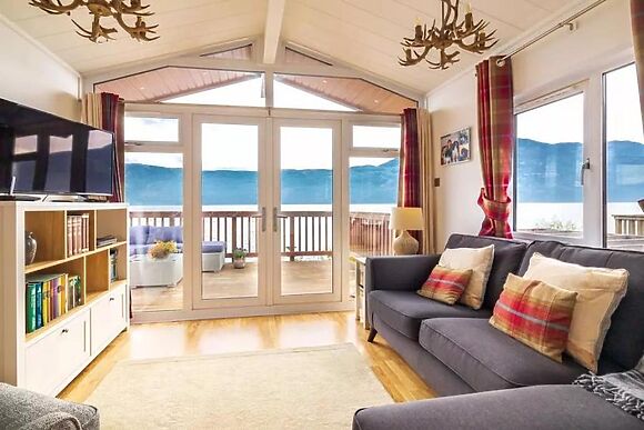 Loch Ness Lodge