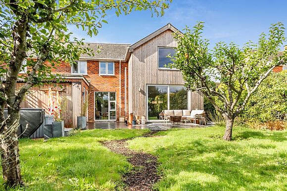 Field View Cottage