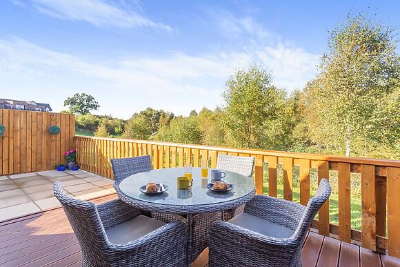 Hot Tub Hideaway 4