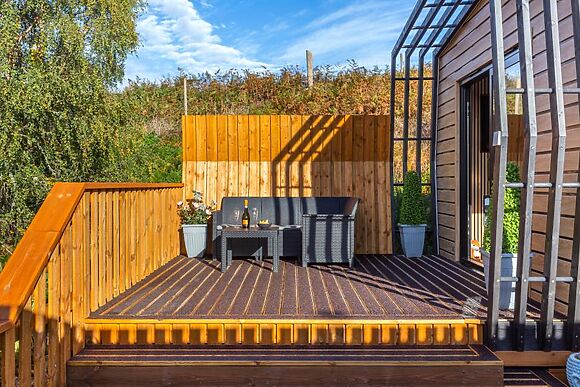 Premium Hot Tub Hideaway 6