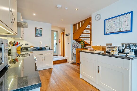 Church View At Longmire Yeat