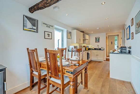 Church View At Longmire Yeat