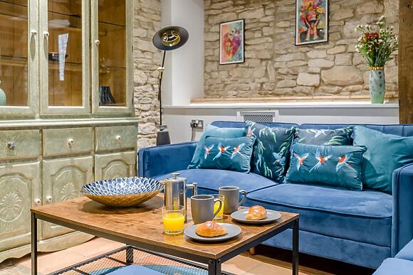 The Cotswold Wellhouse