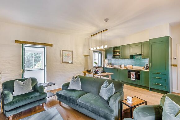 Great Tide Moylegrove