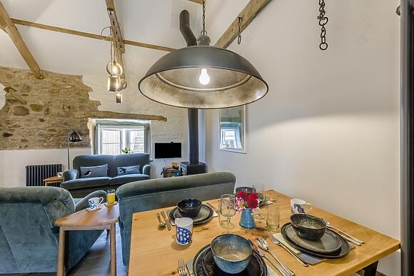 Sunny Hillside Moylegrove