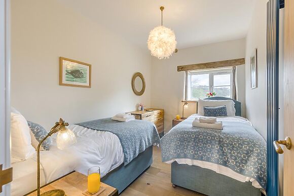 Sunny Hillside Moylegrove