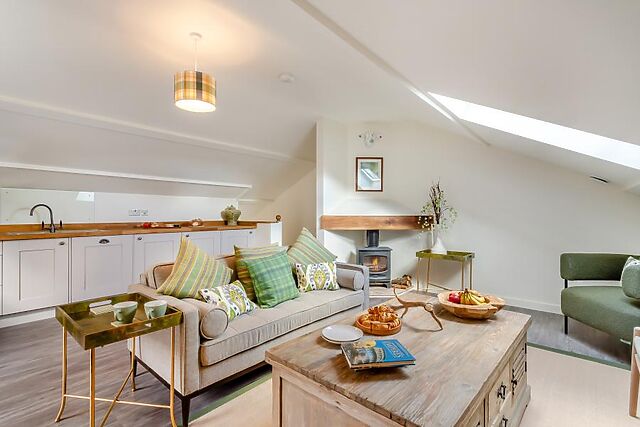 Whitcher Wells Staple Oak Cottage