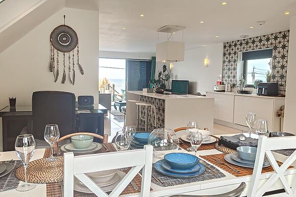 Serenity Retreat At Ogmore By Sea