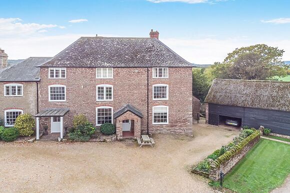 The Farmhouse Cottage Monkhall