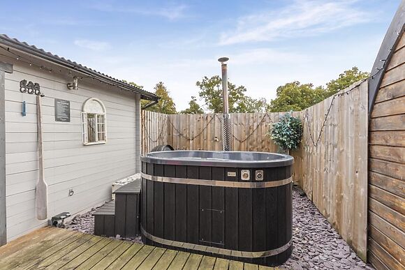 Firefly Spa Lodge