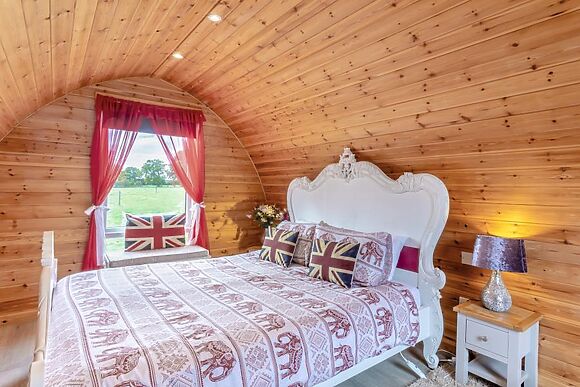 Firefly Spa Lodge