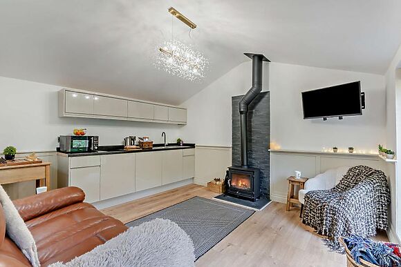 Roe Deer Lodge