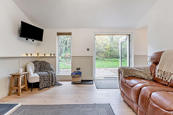 Roe Deer Lodge