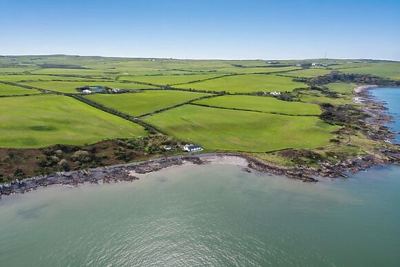 The Beach Hideaway Loch Ryan