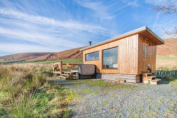 Hen Cabin