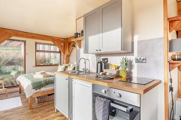 Hare Cabin