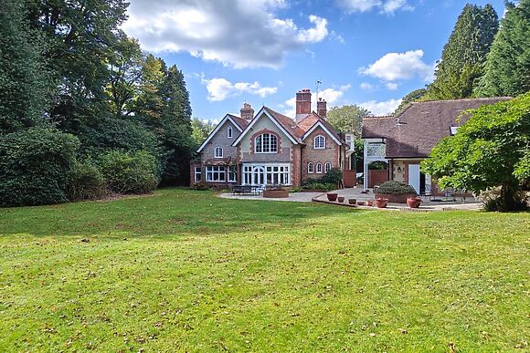 Chase Lodge Haslemere