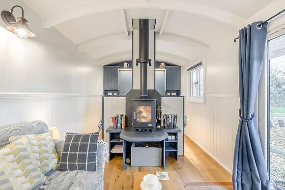 Meadow View Shepherds Hut