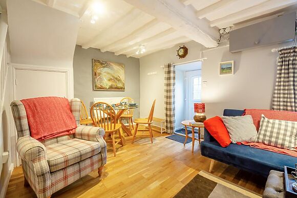 Tomen Y Mur Cottage