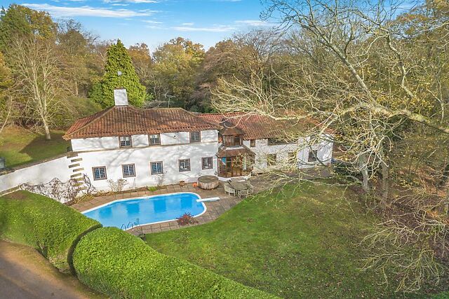 East Lodge Runnymede