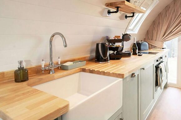 The Squirrel Horncastle