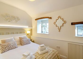 Laund Cottage Slaithwaite