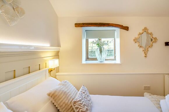 Laund Cottage Slaithwaite