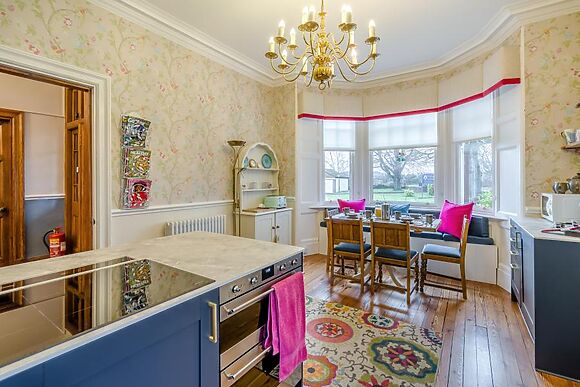 Pinewood Country House