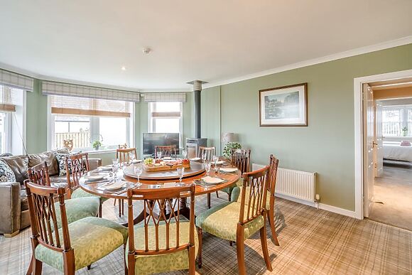 Pinewood Country House