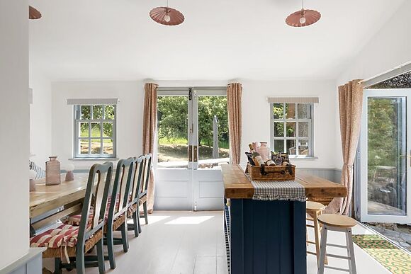 Wisteria Farmhouse Somerset