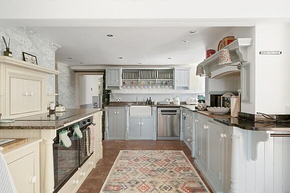 Honeysuckle Farmhouse Somerset