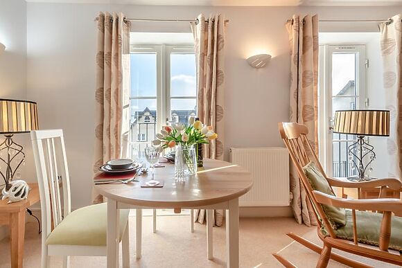 Rhodewood Apartment
