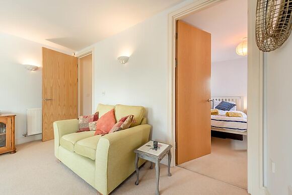 Rhodewood Apartment