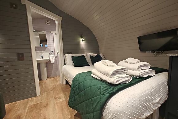 The Uuu Ewe At Inshewan