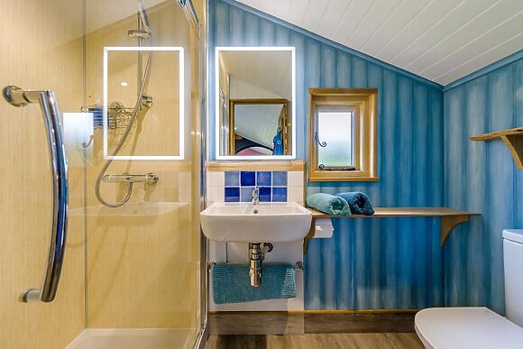 Charming Meadow Retreat