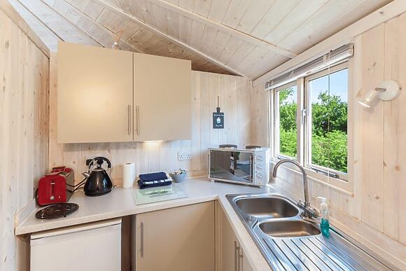 Sunset Glamping Escapes Amber Cove