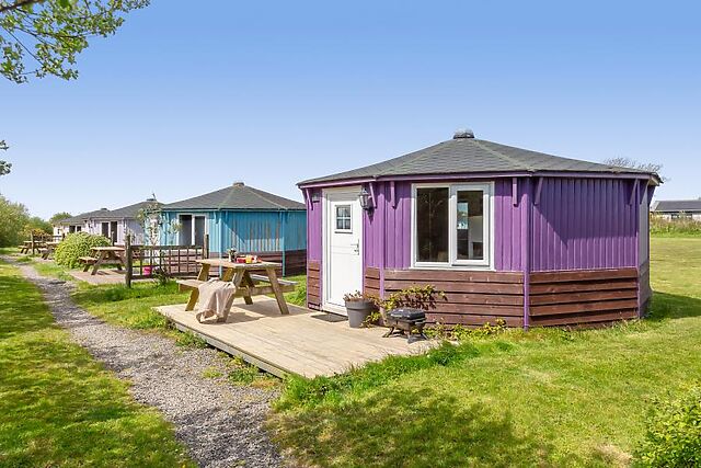 Sunset Glamping Escapes Meadow Tide