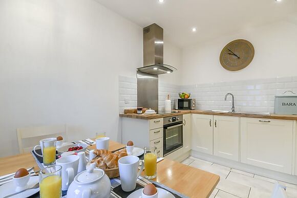 2 Cilwendeg Lodge