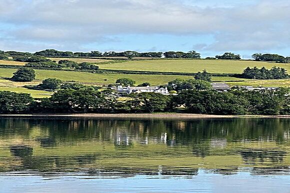 The Manor At Wear Farm