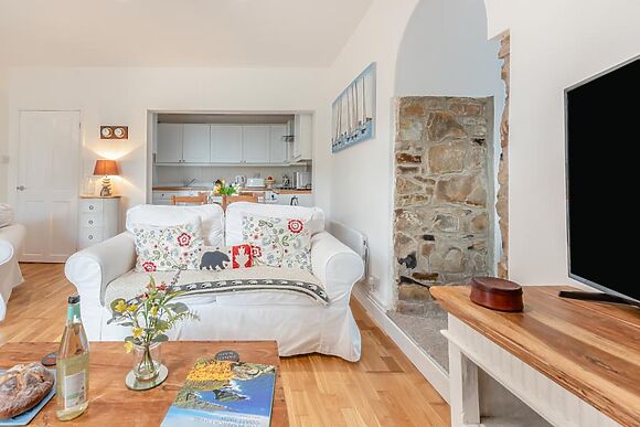 Glen View Apartment
