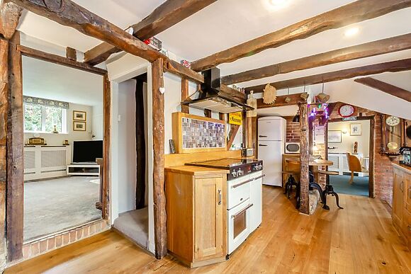 Burwash Common Farmhouse