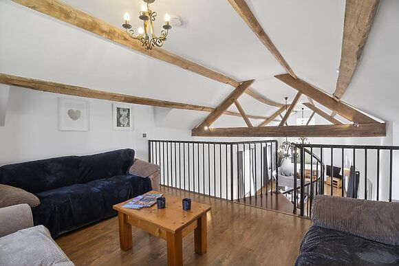 Ty Brith Barn