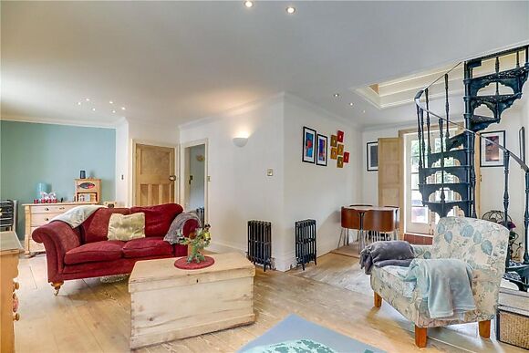 The Upsidedown House